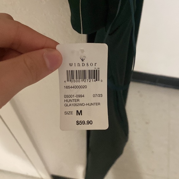 BRAND NEW !! NEVER WORN !! Satin Midi Dress Hunter Green with Leg Slit. - Picture 4 of 6
